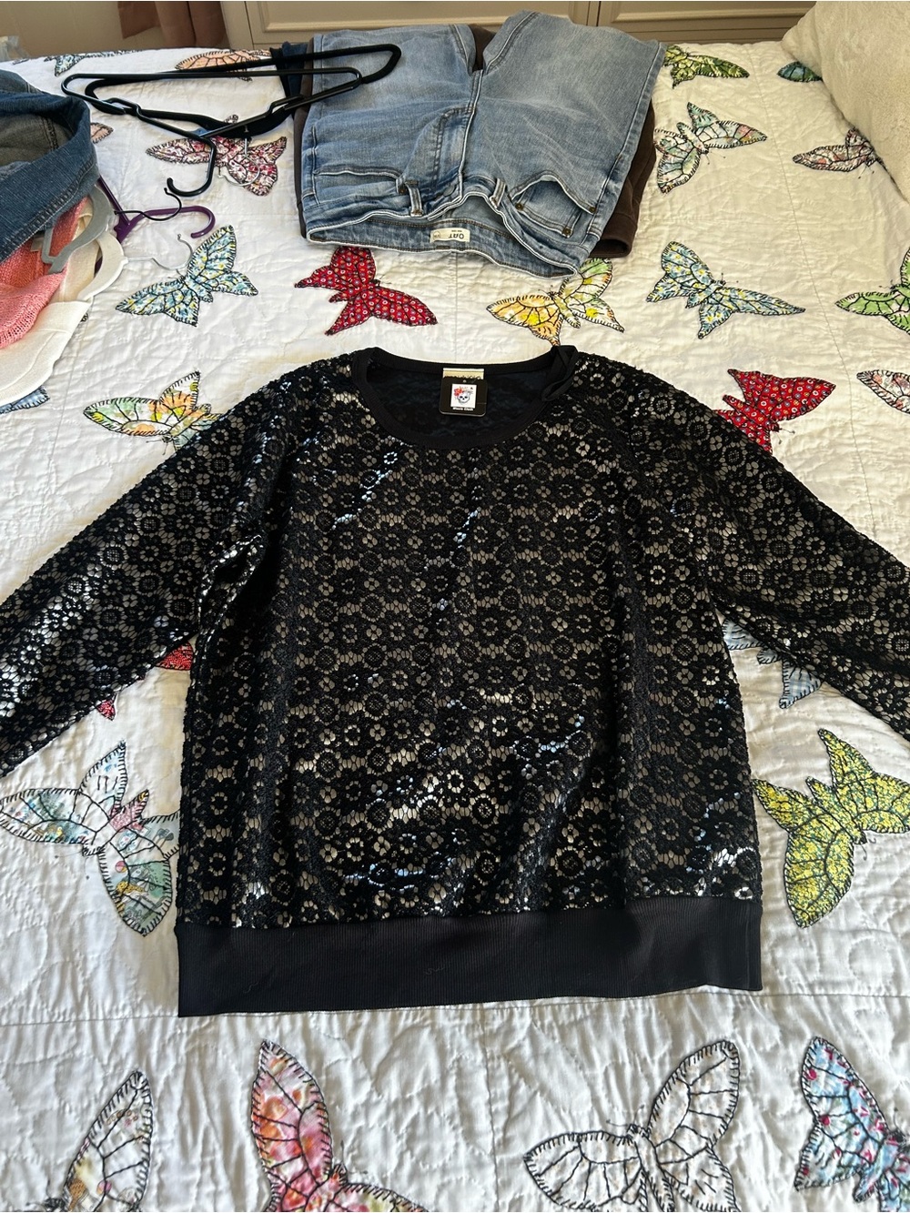 Black Floral Lace Pullover Sweatshirt
